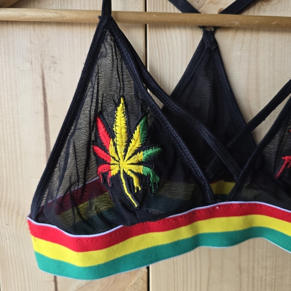 Spencers Black Mesh Bralette Embroidered Weed Leaf Size Small/Medium - Picture 2 of 8